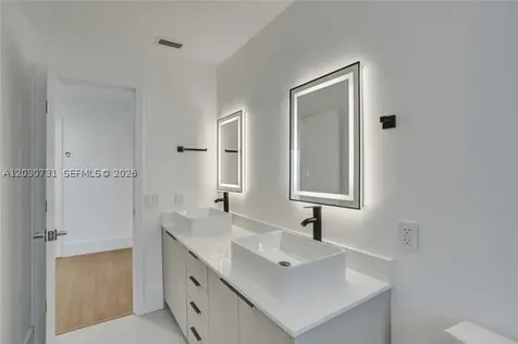 852 Heritage Drive Weston FL 33326