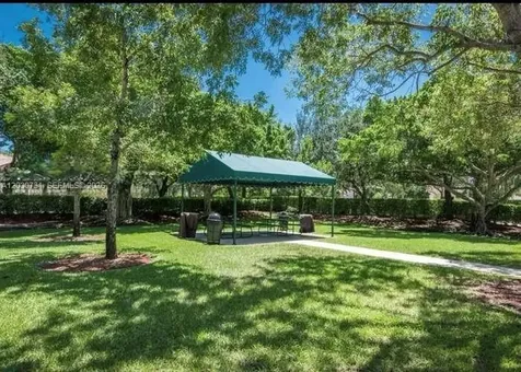 852 Heritage Drive Weston FL 33326