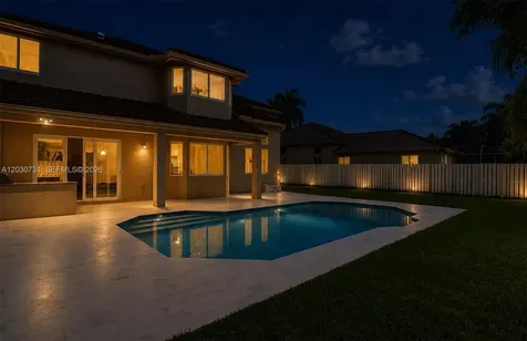 852 Heritage Drive Weston FL 33326