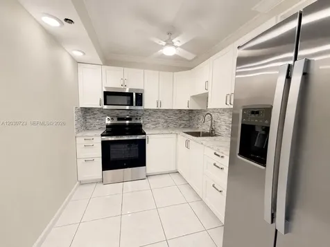 1300 St Charles Place Pembroke Pines FL 33026