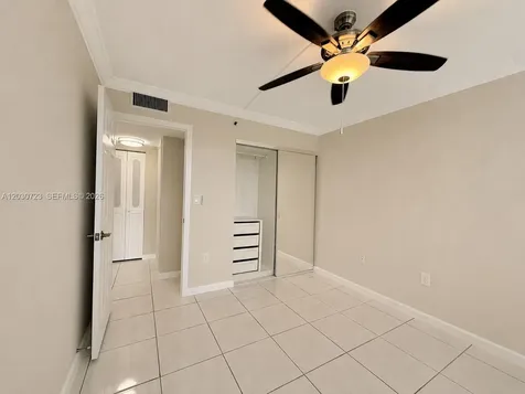 1300 St Charles Place Pembroke Pines FL 33026