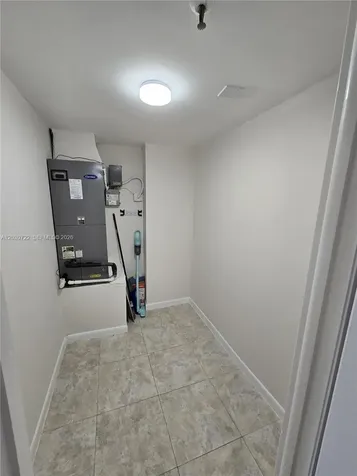 900 NE 195th Street Miami FL 33179