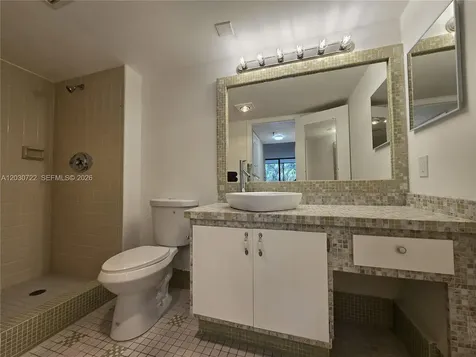 900 NE 195th Street Miami FL 33179