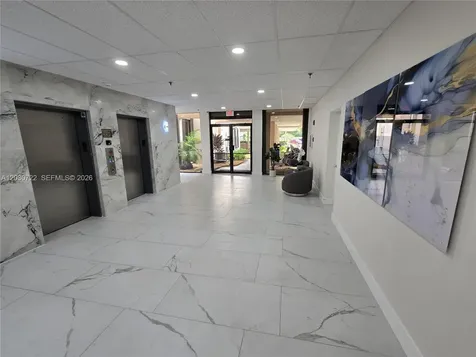 900 NE 195th Street Miami FL 33179