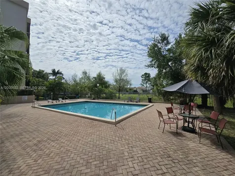 900 NE 195th Street Miami FL 33179