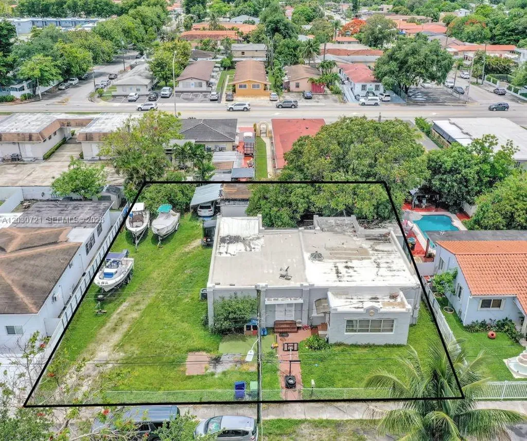 3078 NW Flagler Terrace Miami FL 33125