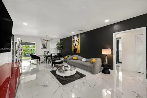 285 NW 45th Street Miami FL 33127