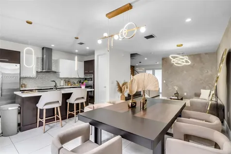 10545 NW 63rd Terrace Doral FL 33178