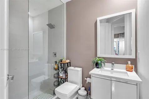 10545 NW 63rd Terrace Doral FL 33178