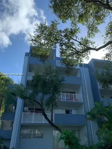 Miami FL 33172