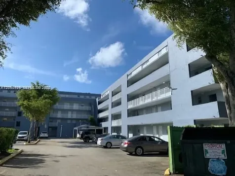 Miami FL 33172