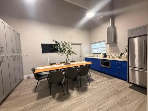 4705 SW 74th Avenue Miami FL 33155