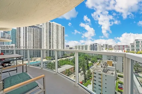 601 NE 23rd Street Miami FL 33137