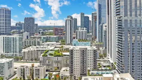 601 NE 23rd Street Miami FL 33137