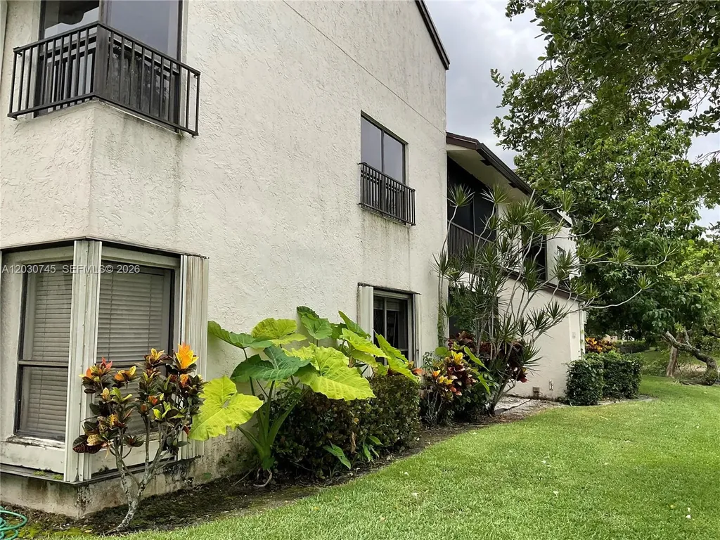 2526 N Carambola Circle N Coconut Creek FL 33066