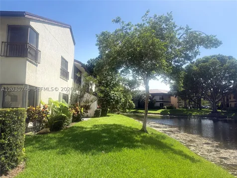 2526 N Carambola Circle N Coconut Creek FL 33066