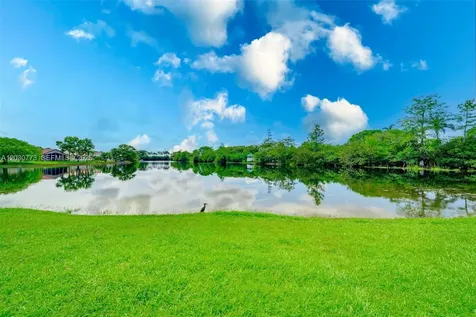 1901 NW 180th Way Pembroke Pines FL 33029