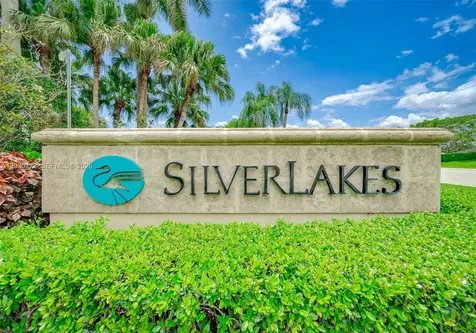 1901 NW 180th Way Pembroke Pines FL 33029