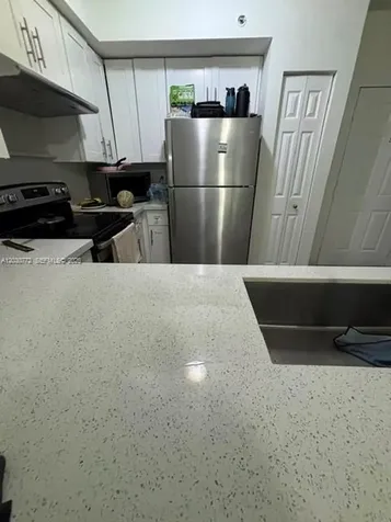 11040 SW 196th Street Cutler Bay FL 33157