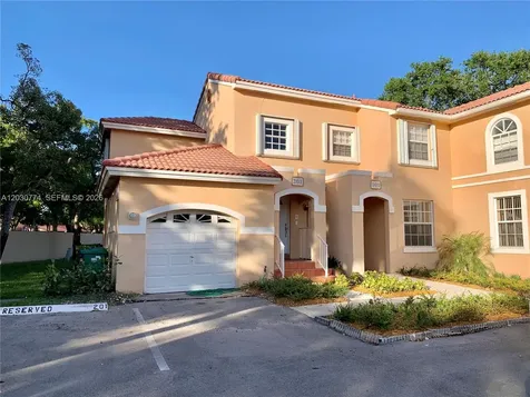 14807 Balgowan Road Miami Lakes FL 33016