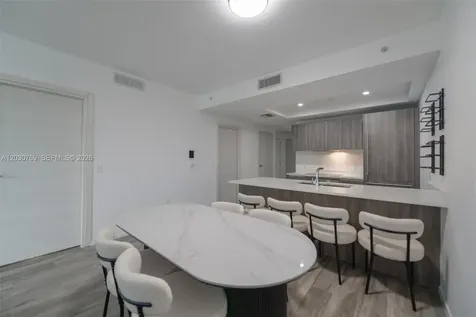 801 S Miami Avenue Miami FL 33130