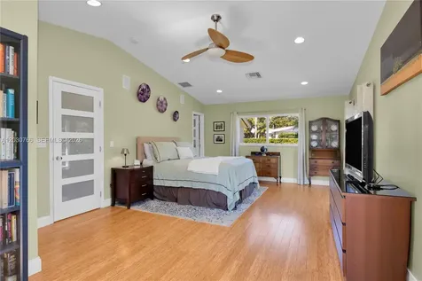 11625 SW 70th Avenue Pinecrest FL 33156