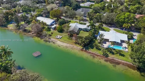 11625 SW 70th Avenue Pinecrest FL 33156