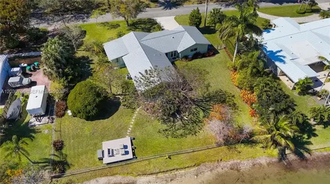 11625 SW 70th Avenue Pinecrest FL 33156