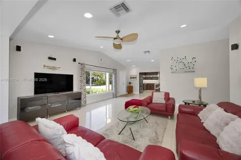 11625 SW 70th Avenue Pinecrest FL 33156
