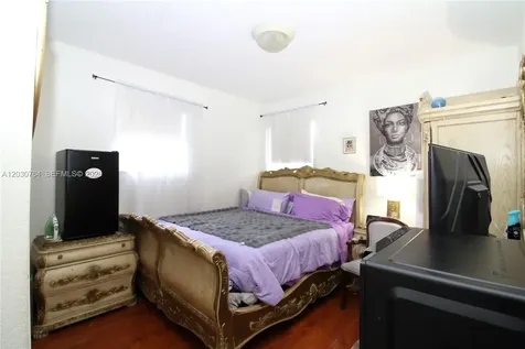 3698 SE 2nd Drive Homestead FL 33033