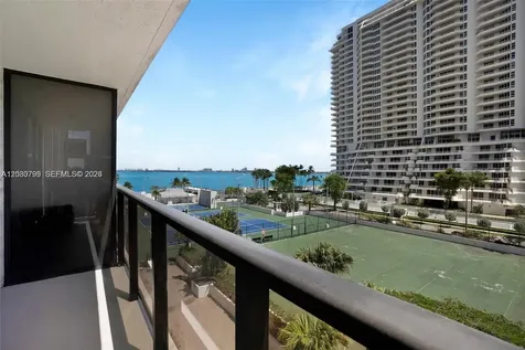 600 NE 36th Street Miami FL 33137
