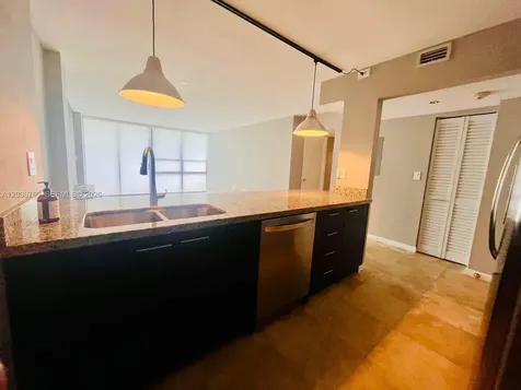 600 NE 36th Street Miami FL 33137
