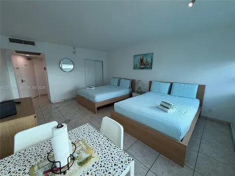 5445 Collins Avenue Miami Beach FL 33140