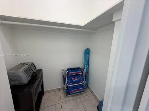 5445 Collins Avenue Miami Beach FL 33140
