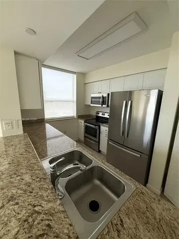 19501 W Country Club Drive Aventura FL 33180