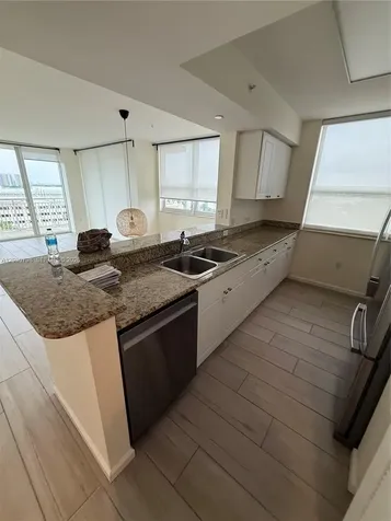 19501 W Country Club Drive Aventura FL 33180