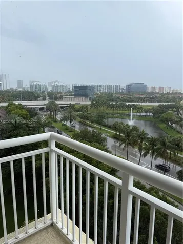 19501 W Country Club Drive Aventura FL 33180