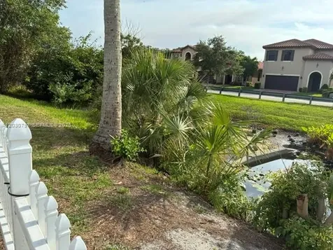 4805 NW 49th Road Tamarac FL 33319