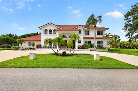 12360 SW 1st Street Plantation FL 33325