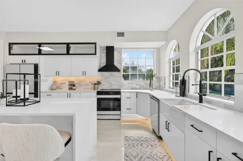 12360 SW 1st Street Plantation FL 33325