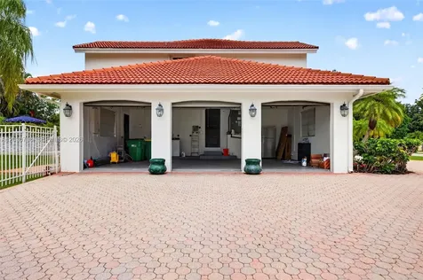 12360 SW 1st Street Plantation FL 33325