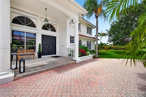 12360 SW 1st Street Plantation FL 33325