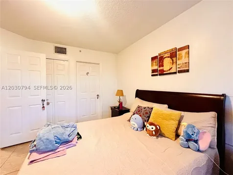 22801 SW 88th Place Cutler Bay FL 33190