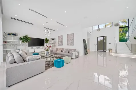 278 190th Street Sunny Isles Beach FL 33160