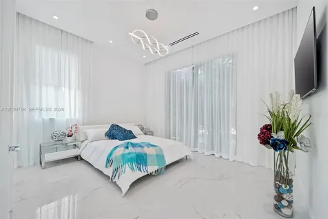 278 190th Street Sunny Isles Beach FL 33160