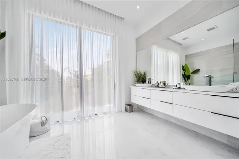 278 190th Street Sunny Isles Beach FL 33160
