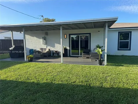 50 NE 209th Terrace Miami Gardens FL 33179