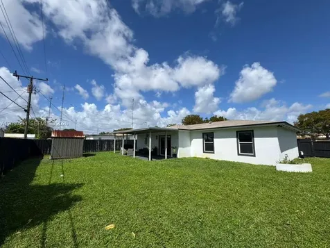50 NE 209th Terrace Miami Gardens FL 33179