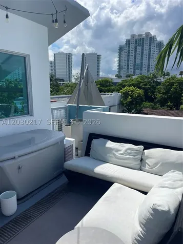 734 Michigan Avenue Miami Beach FL 33139