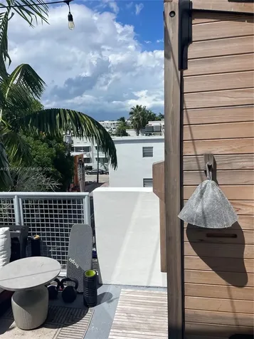 734 Michigan Avenue Miami Beach FL 33139